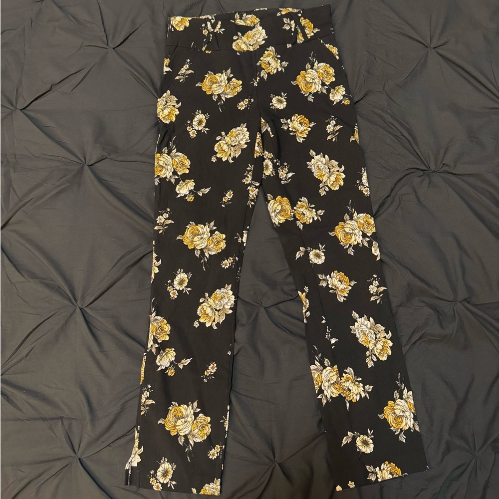 Dress pants 🌼🖤